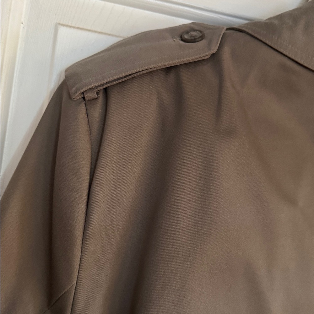 VTG Towne by London Fog Trench Coat w/zipper out lining.. 44L Like New - Picture 8 of 9